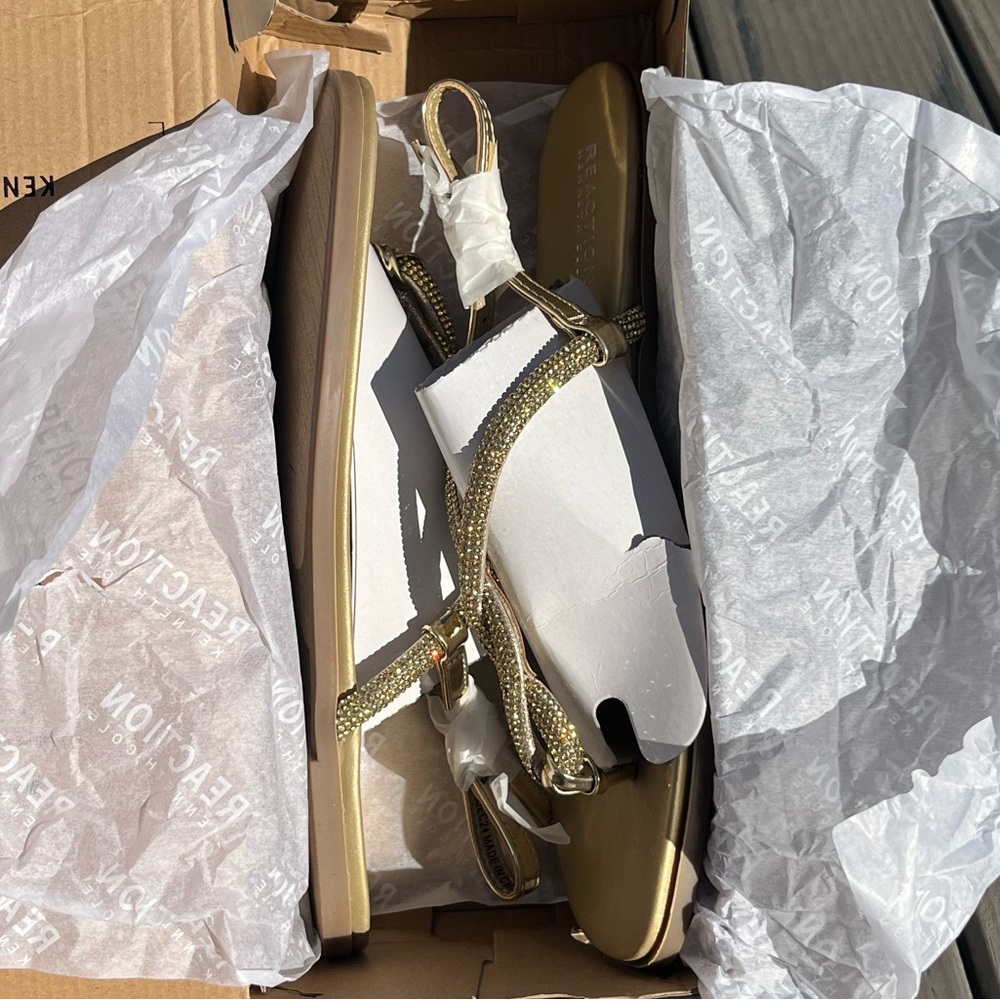 Kenneth Cole Reaction; 'Whitney' Cream/Tan; Gold Rhinestone; Sandals; NWT: 9.5M - Picture 3 of 12